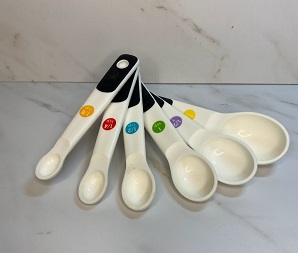 OXO 7 Piece Good Grips Measuring Spoons Set, White